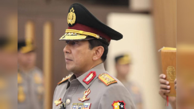 Ahmad Dofiri saat dilantik menjadi Wakapolri. [Instagram]
